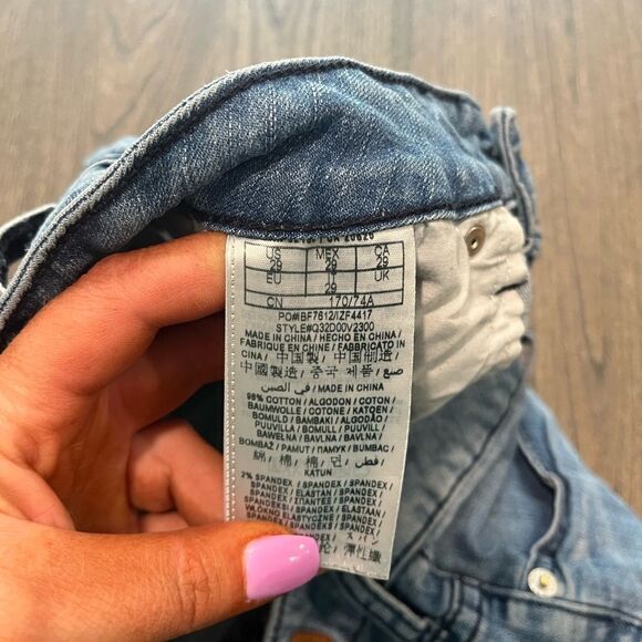 Guess Denim Shorts Light Wash Roll Hem Size 29 - Picture 5 of 7